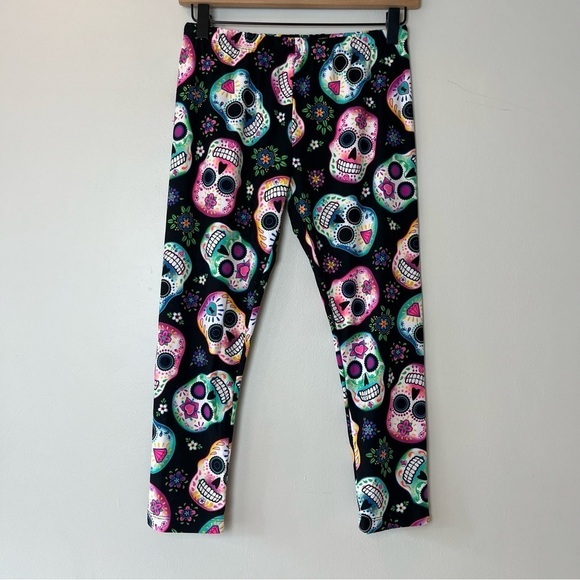 No Boundaries Day of the Dead Skull Cropped Leggings Medium - Picture 1 of 9